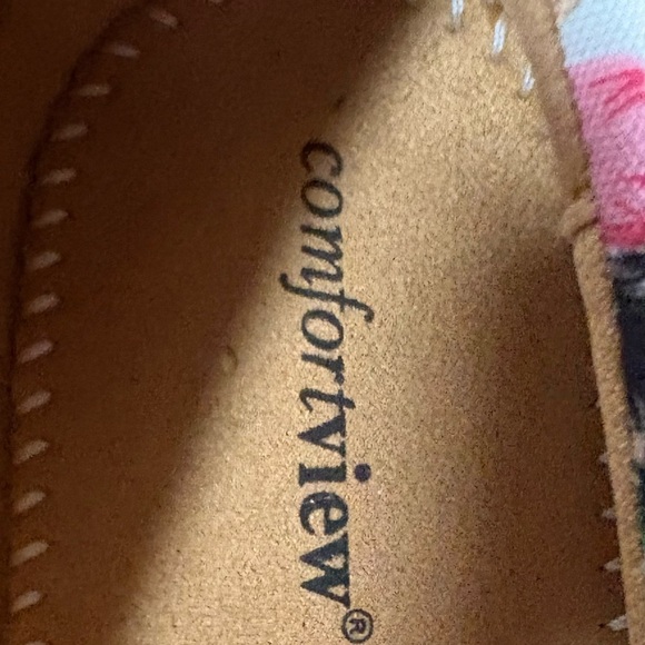 Comfortview Espadrilles White Pink Floral Slip-On size 11WW - Picture 2 of 7